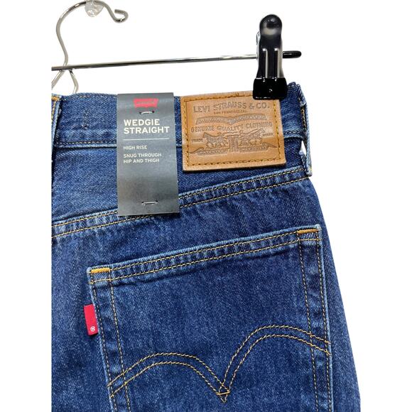 Levi’s Women’s Premium Wedgie Straight Jeans Blue High Rise Size 26 NWT - Picture 6 of 15